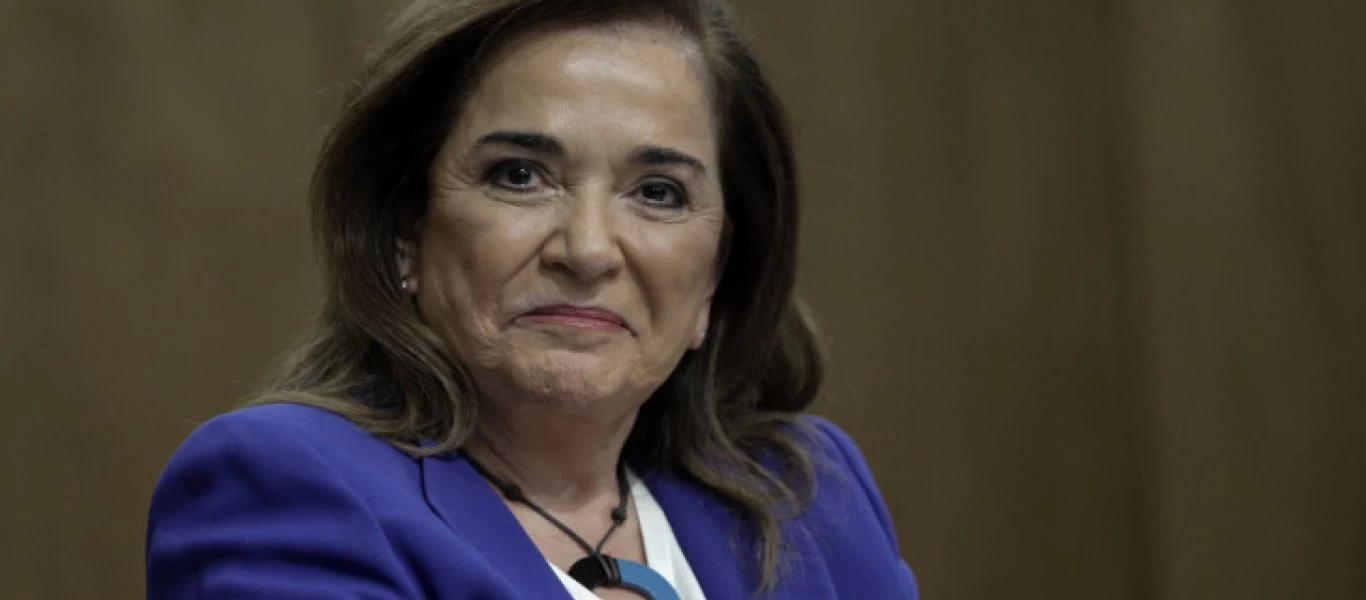 Η Ν.Μπακογιάννη «αποθεώνει» την Σία Κοσιώνη: «Την καμαρώνω πολύ είναι καταπληκτική νύφη» (βίντεο)